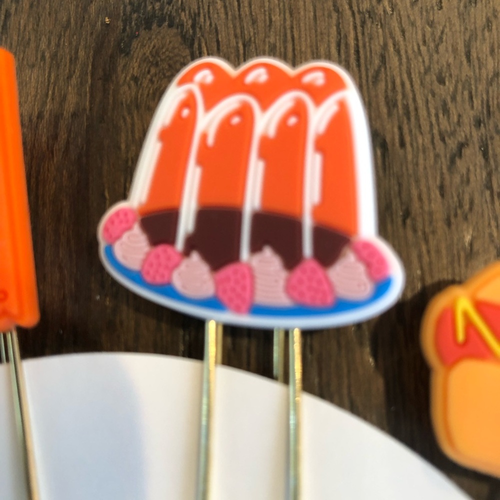 Fun Food-Themed  Paperclip Set - Picture 4 of 5